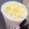 Букет из белых пионовидных роз